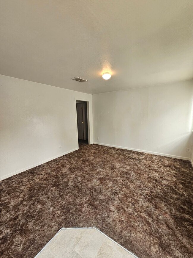 736 W 12th St in Casper, WY - Building Photo - Building Photo