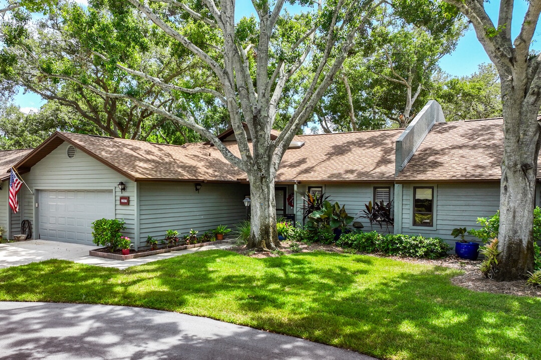 Woodbridge in Seminole, FL - Building Photo