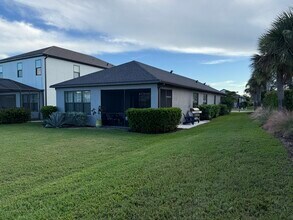 8291 Velda Trl in Sarasota, FL - Building Photo - Building Photo