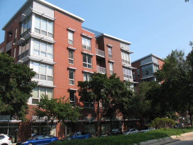 property at 2025 S Indiana Ave