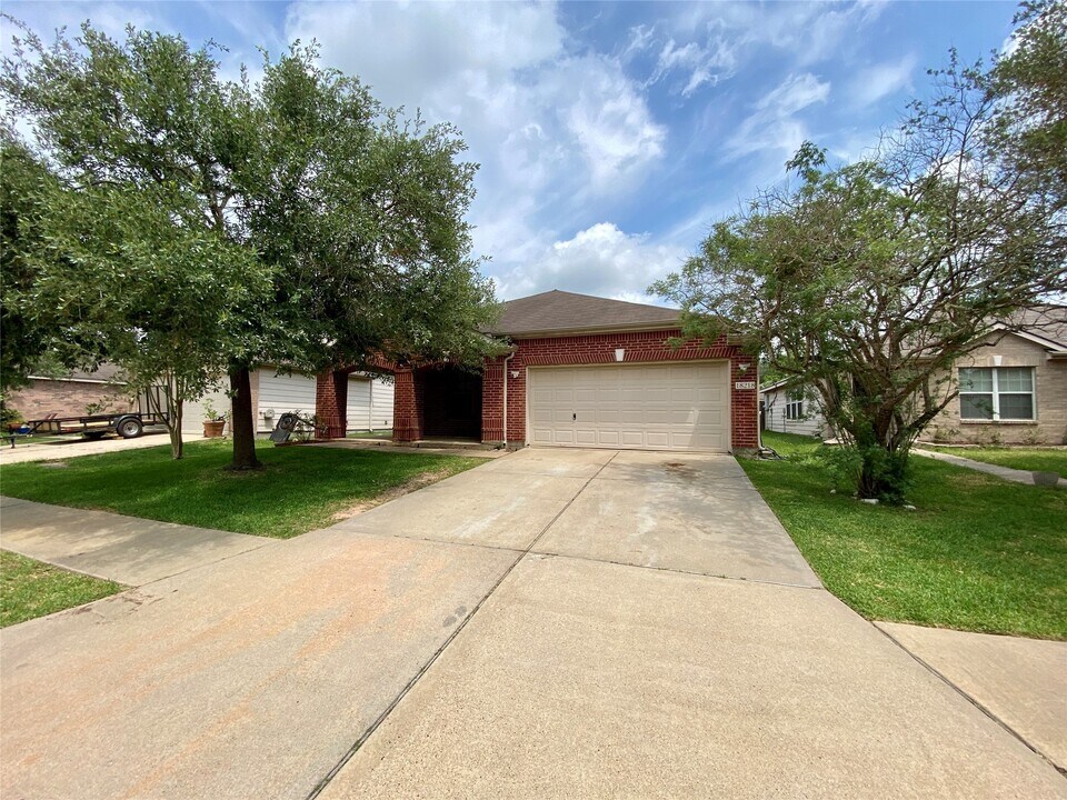18218 Hammondsport Ln in Cypress, TX - Building Photo