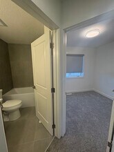 3610-3610 10 Ave SE in Calgary, AB - Building Photo - Building Photo