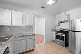 3430 Rosedale St-Unit -2 in Houston, TX - Building Photo - Building Photo