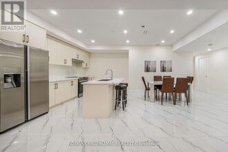 48 Silver Sterling Cres in Vaughan, ON - Building Photo - Building Photo