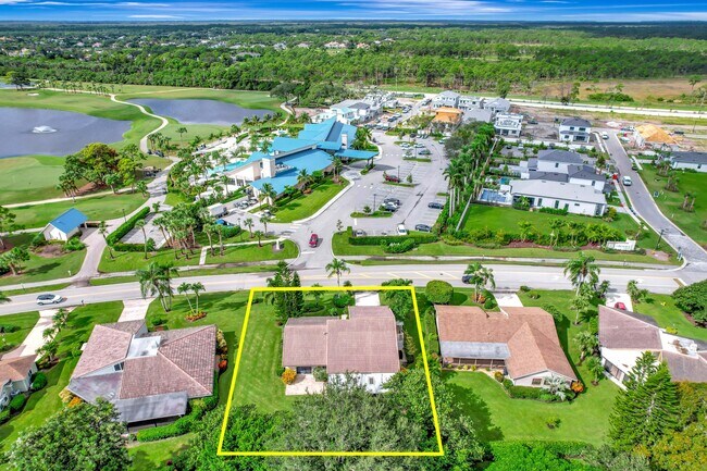 13692 Cross Pointe Dr in West Palm Beach, FL - Building Photo - Building Photo