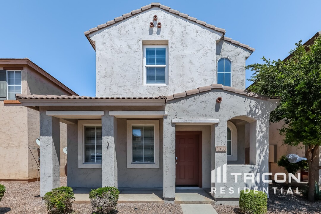 5150 W Illini St in Phoenix, AZ - Building Photo