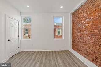 1332 W Toronto St in Philadelphia, PA - Building Photo - Building Photo