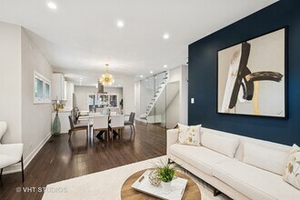 3125 S Giles Ave in Chicago, IL - Building Photo - Building Photo