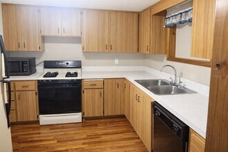10019 Curley Rd in San Antonio, FL - Building Photo - Building Photo