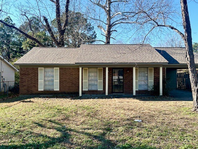 5207 Breckenwood Dr in Memphis, TN - Building Photo - Building Photo
