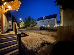 26 North St, Unit 2 in Portland, ME - Building Photo - Building Photo