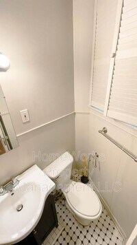 522 E 38th St photo'