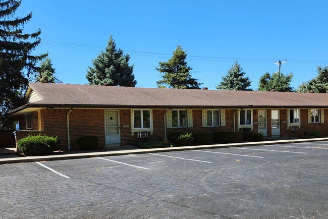 Lober Westbrook in Perrysburg, OH - Building Photo - Building Photo