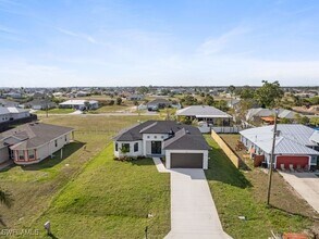 2632 NW 4th Ave in Cape Coral, FL - Building Photo - Building Photo