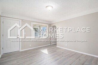 20751 Dexter Blvd in Warren, MI - Building Photo - Building Photo