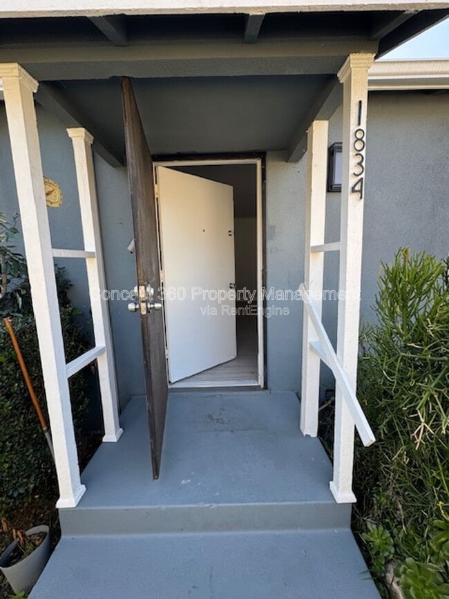 1834 Cedar Ave in Long Beach, CA - Building Photo - Building Photo