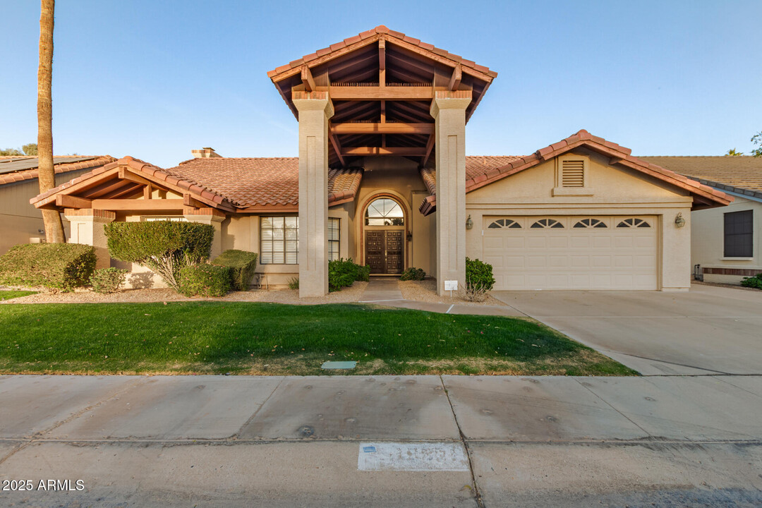 18901 N 69th Ave in Glendale, AZ - Building Photo