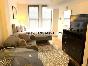 8 Winter Pl in Boston, MA - Building Photo - Building Photo