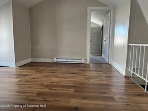 94 Wyoming St in Wilkes-Barre, PA - Building Photo - Building Photo