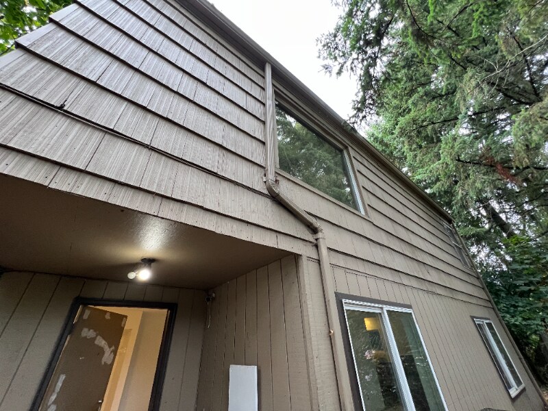 1005 Bloyd St in Kelso, WA - Building Photo