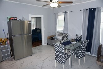 122 Chapel St in Lowell, MA - Building Photo - Building Photo