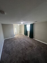 2533 Lynner Dr in Des Moines, IA - Building Photo - Building Photo