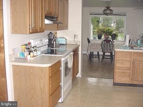 9318 Stuart Ave in Manassas, VA - Building Photo - Building Photo
