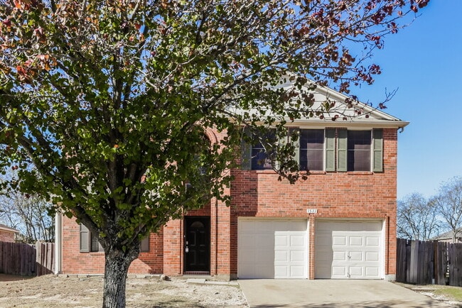 property at 1511 Columbia Dr