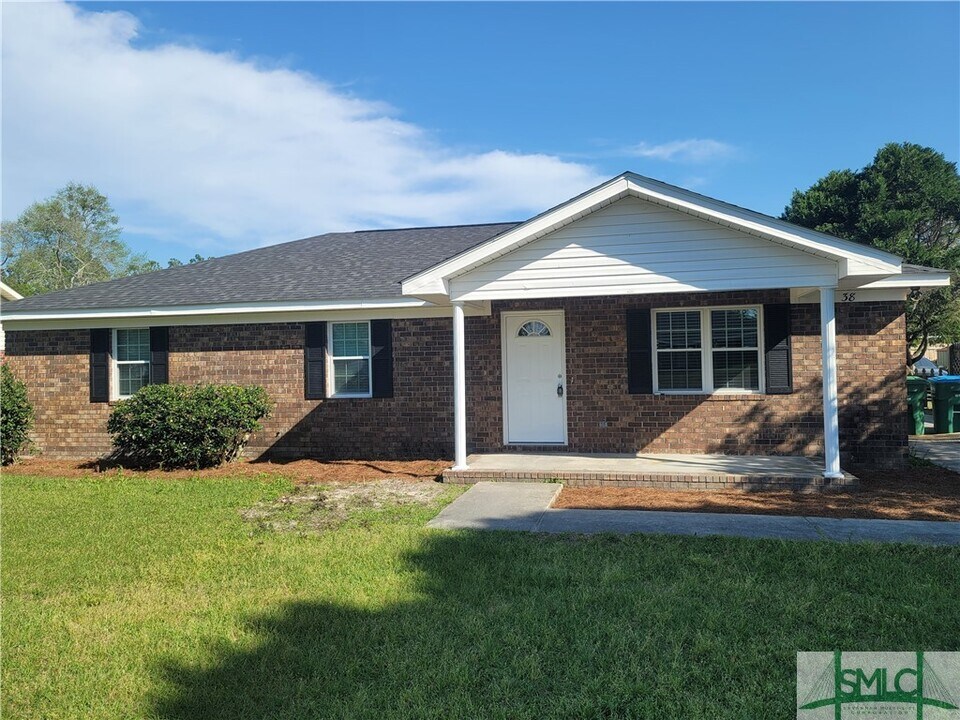 38 Walnut Way in Rincon, GA - Building Photo