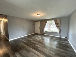 2113 Parklane Ave in Ellensburg, WA - Building Photo - Building Photo