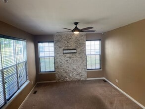 13311 Digges Terrace in Fort Washington, MD - Building Photo - Building Photo