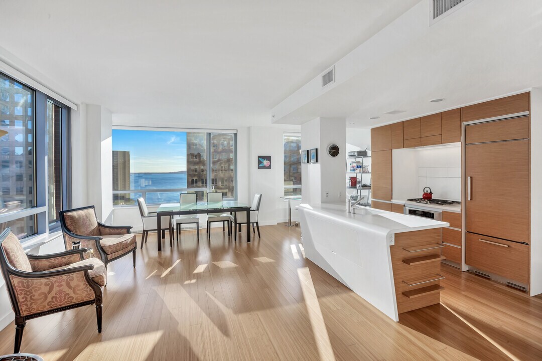 2 River Ter. in New York, NY - Building Photo