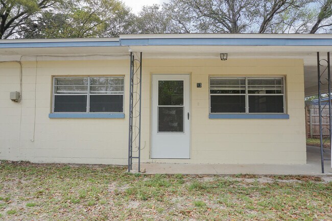 235 Beulah St in Fort Walton Beach, FL - Building Photo - Building Photo