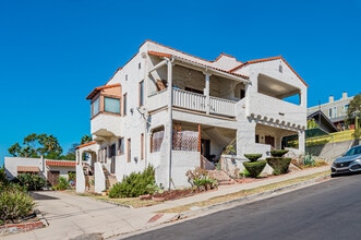 1637-1639 1/2 Micheltorena St in Los Angeles, CA - Building Photo - Primary Photo