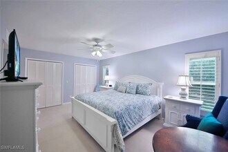288 4th St S in Naples, FL - Building Photo - Building Photo