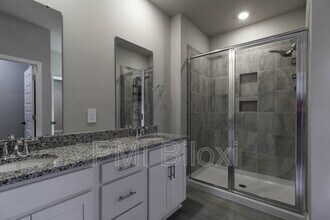 84 Saltmeadow Cir in Ocean Springs, MS - Building Photo - Building Photo