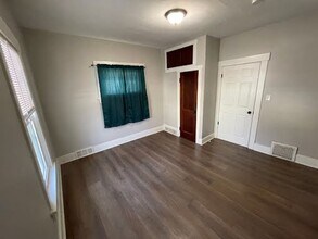 530 Rosemont Ct NW in Canton, OH - Building Photo - Building Photo