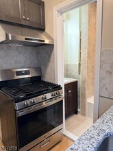 33 Hayward Pl in Wallington, NJ - Foto de edificio - Building Photo