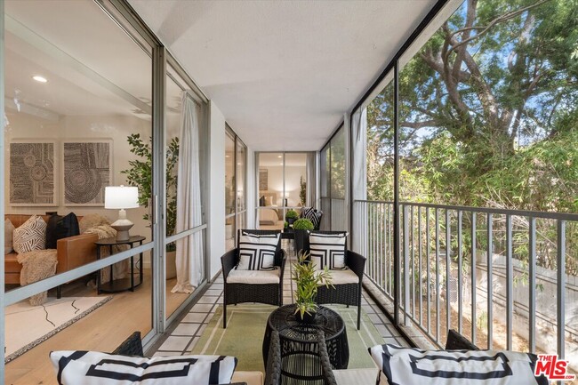 850 Kings Rd in West Hollywood, CA - Building Photo - Building Photo