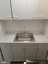 226 Long Ln in Upper Darby, PA - Building Photo - Building Photo