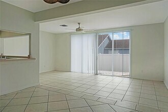 215 Mango Dr in Davenport, FL - Building Photo - Building Photo