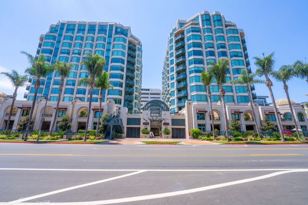 2500 6th Ave in San Diego, CA - Building Photo