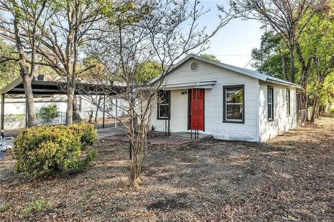 2707 Cliff St in Bryan, TX - Building Photo - Building Photo