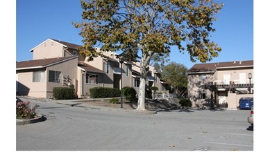 Ocean View Apartments in Salinas, CA - Building Photo - Building Photo