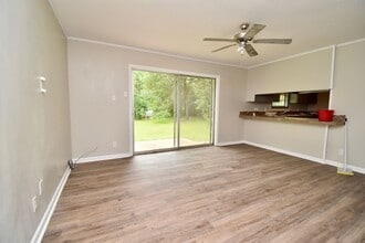 152 Clark St in Grambling, LA - Building Photo - Building Photo