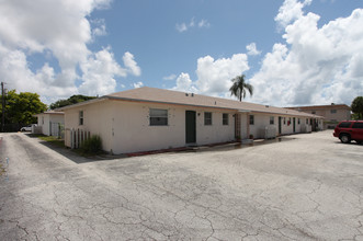 315 NW 20th St in Boca Raton, FL - Building Photo - Building Photo