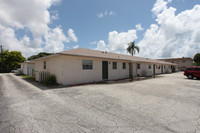 315 NW 20th St in Boca Raton, FL - Foto de edificio - Building Photo