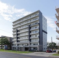 Imperial Suites in Hamilton, ON - Building Photo