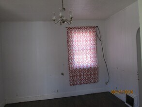 922 Robinson Ave in Trinidad, CO - Building Photo - Building Photo