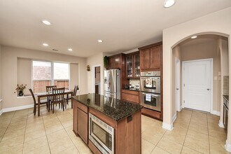 22719 Shieldhall Ln in Tomball, TX - Building Photo - Building Photo